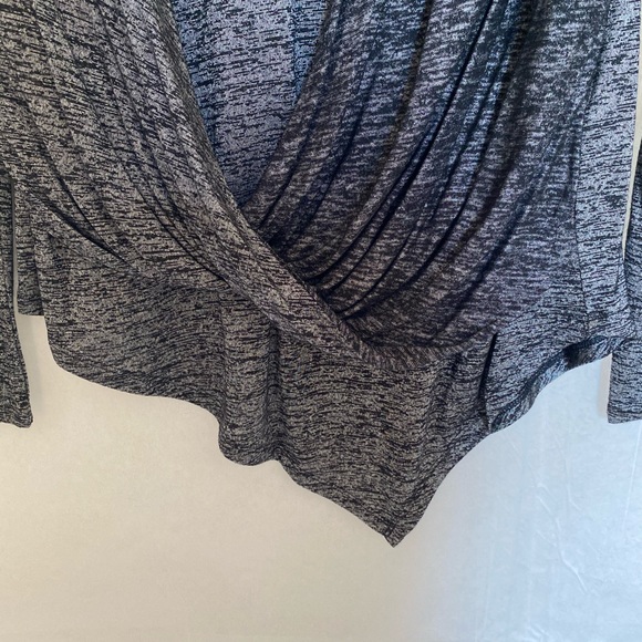 WHBM // Metallic long sleeve Blouse - Picture 4 of 5